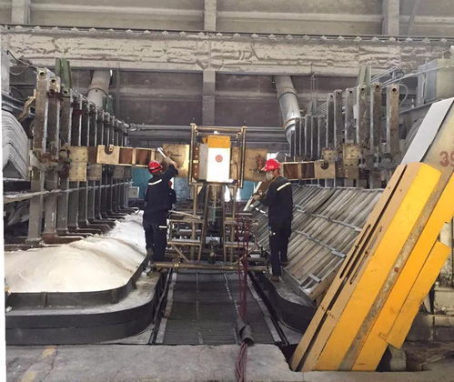 電解廠電解生產(chǎn)三部 多舉措消除工區(qū)間差異